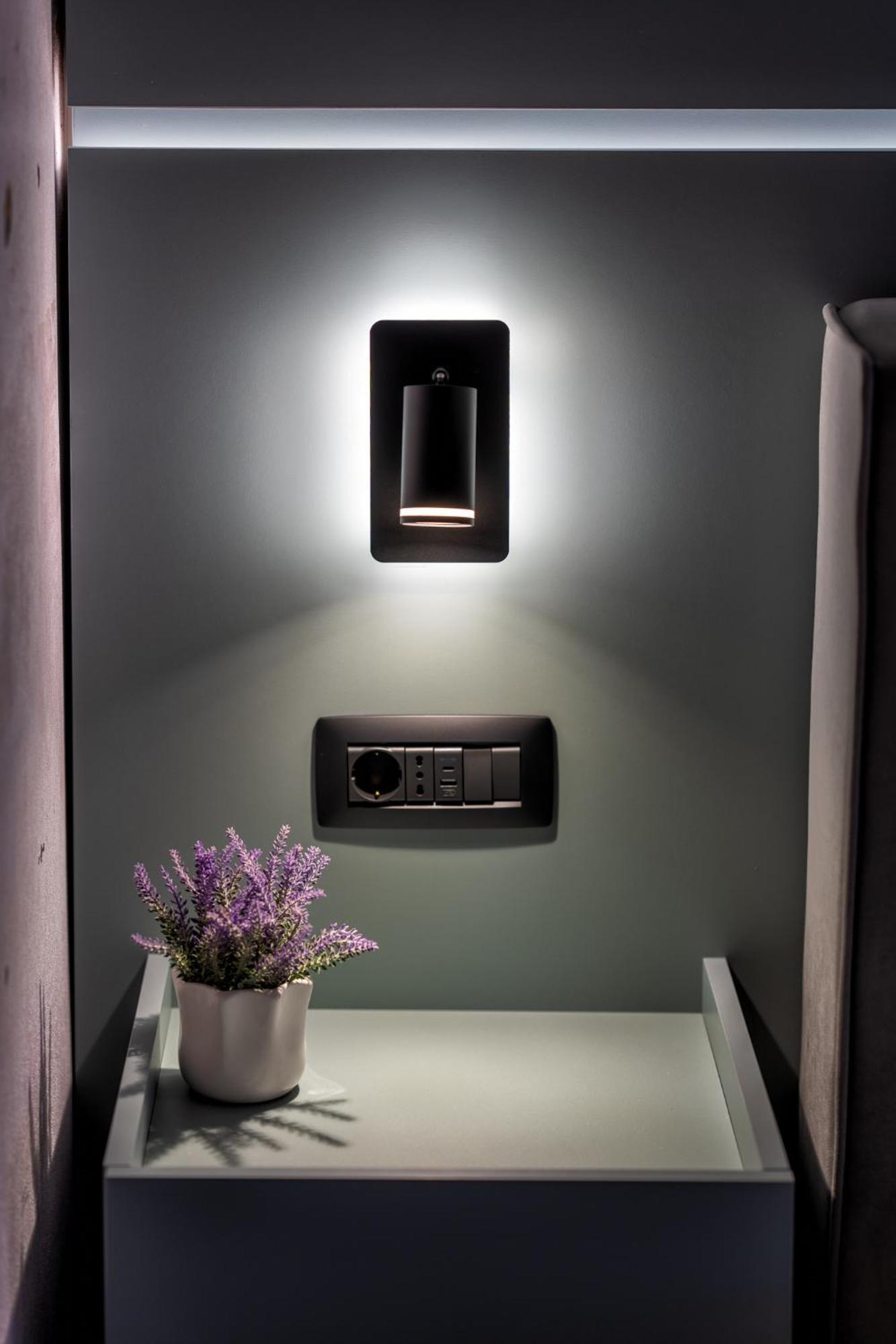 Marcos Studio Nice And Cozy 피테슈티 외부 사진